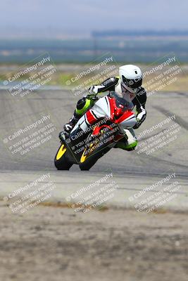media/Jun-14-2025-Lets Ride (Sat) [[c36d48699a]]/B Group/1120am (Grapevine)/